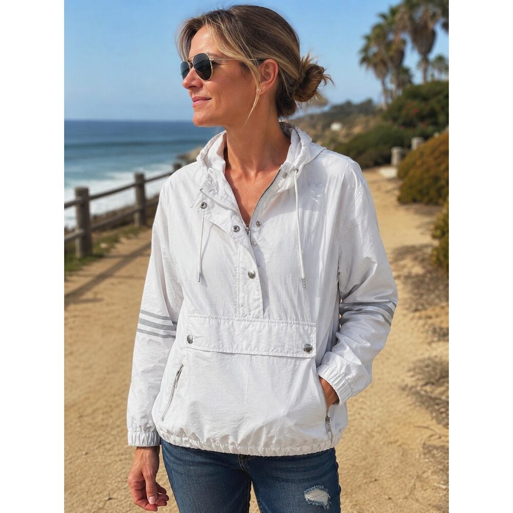 Ashley White Nylon Windbreaker Jacket Hooded Pullover Coastal Y2K M
